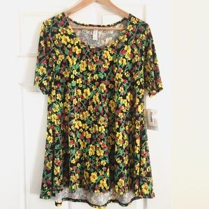 NWT LuLaRoe small Perfect T